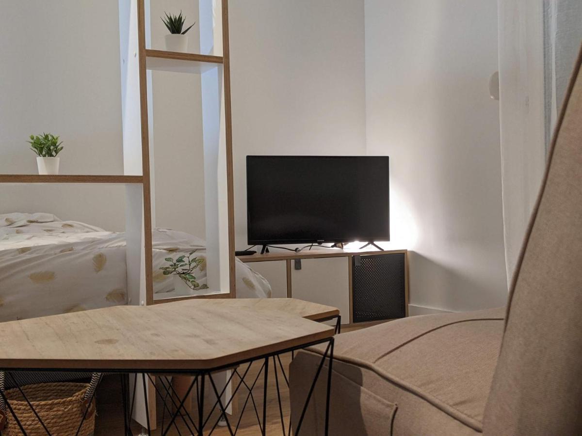 Logement Charmant Charpennes 빌뢰르반 외부 사진